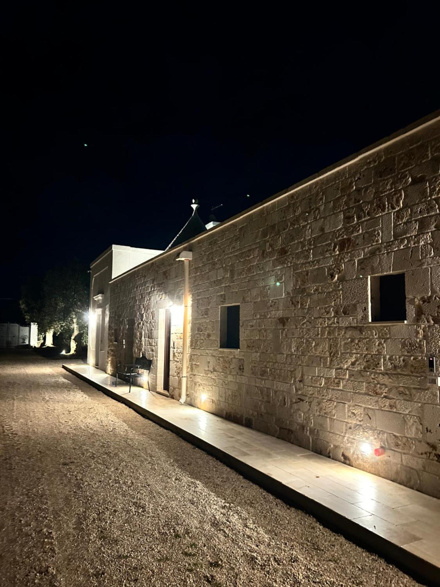 Il Trullo Di Bina Bed & Breakfast เปซเซ ดิ เกรโก ภายนอก รูปภาพ