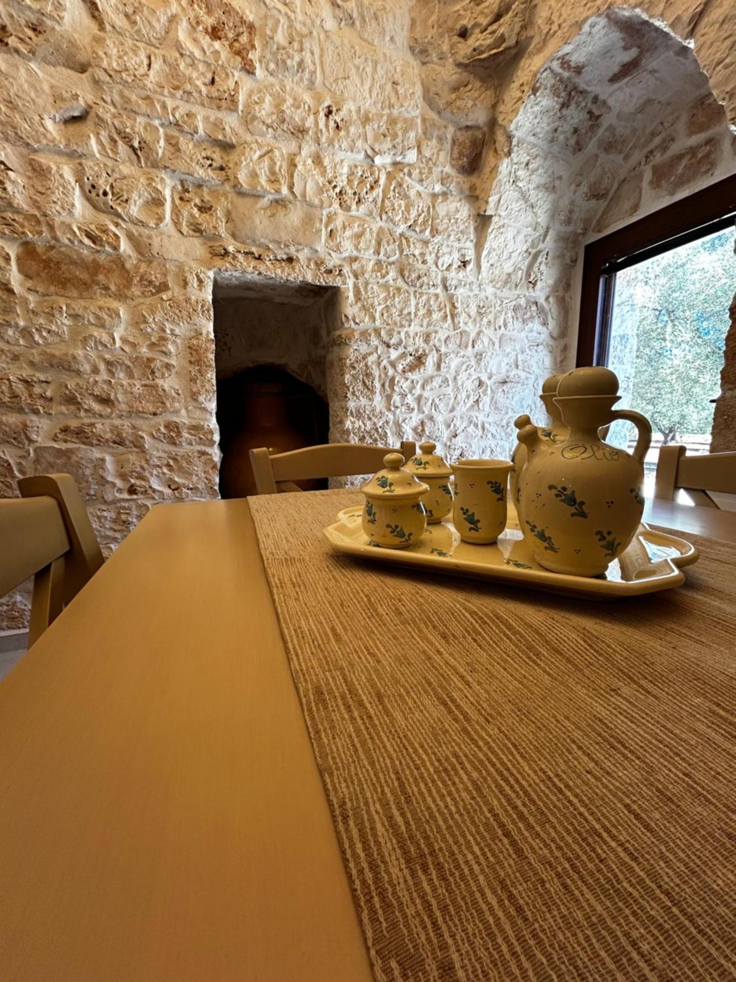 Il Trullo Di Bina Bed & Breakfast เปซเซ ดิ เกรโก ภายนอก รูปภาพ
