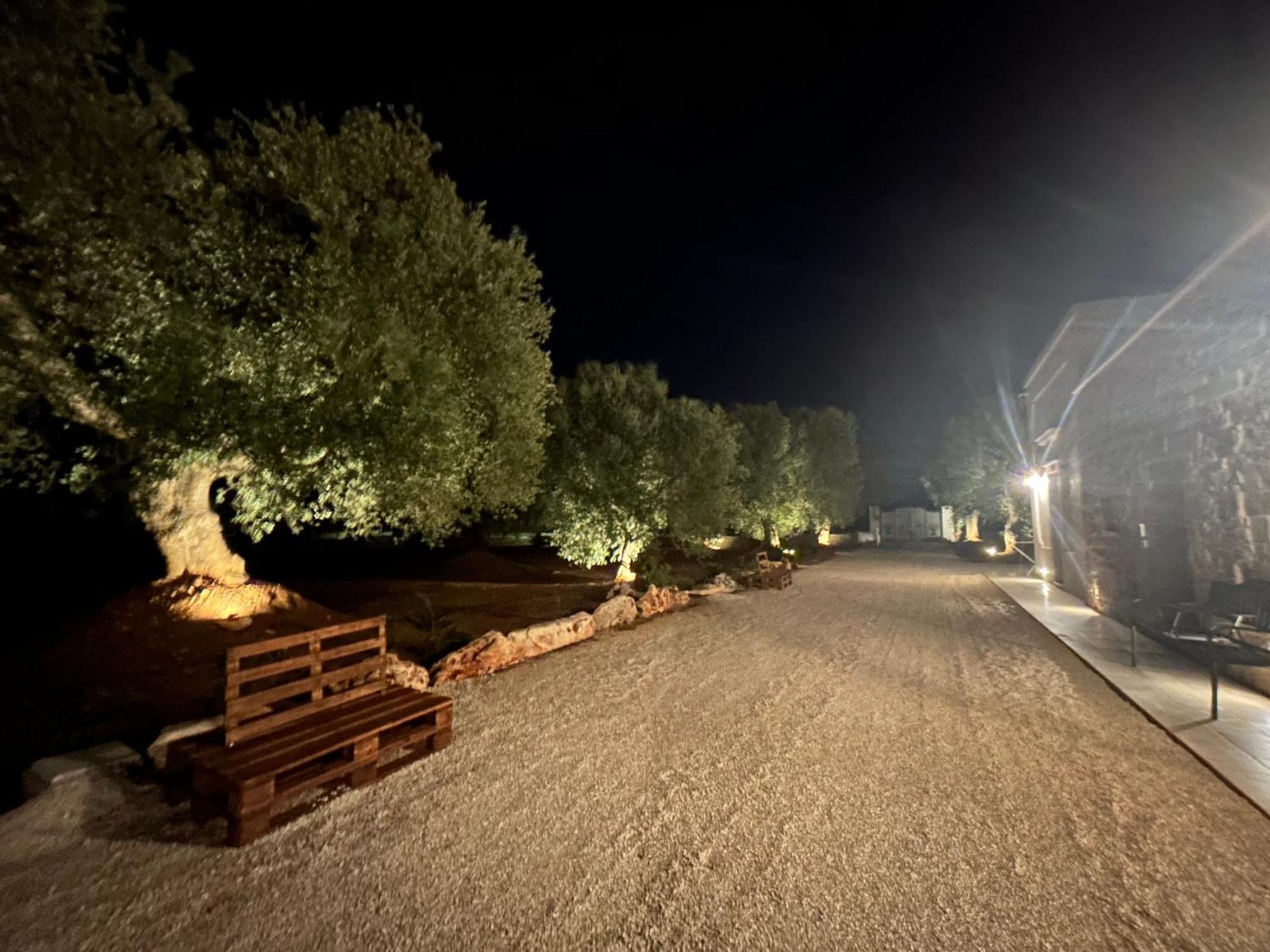 Il Trullo Di Bina Bed & Breakfast เปซเซ ดิ เกรโก ภายนอก รูปภาพ